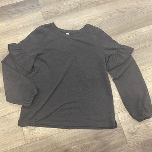 Gray sweater with ruffled sleeves